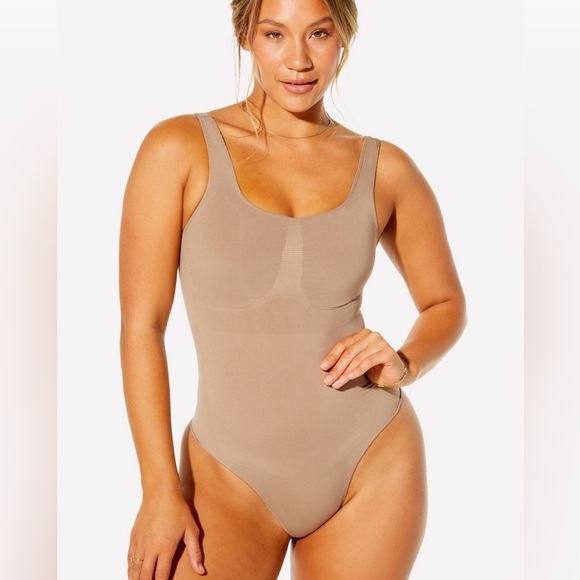 Yitty Nearly Naked Shaping Thong Bodysuit 1x/2x - Picture 1 of 6